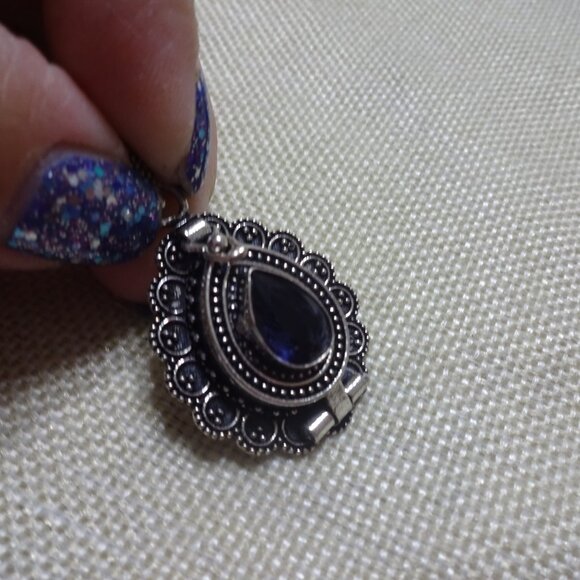 Gorgeous AMETHYST FILIGREE LOCKET Handmade Sterling Pendant on a 20" Chain #896B - Picture 2 of 4